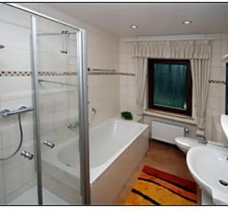 Gaestehaus Karbach Apartment *